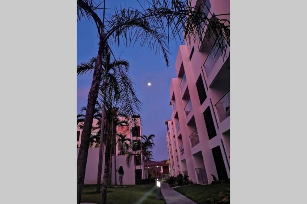 Апартаменты Departamento De Lujo En Manzanillo, Planta Baja Frente A La Alberca Экстерьер фото