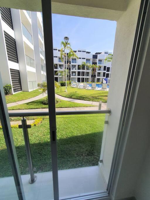 Апартаменты Departamento De Lujo En Manzanillo, Planta Baja Frente A La Alberca Экстерьер фото