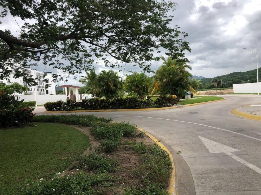 Апартаменты Departamento De Lujo En Manzanillo, Planta Baja Frente A La Alberca Экстерьер фото